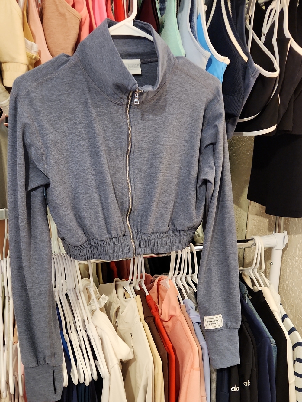 Bombshell Sportswear Cloud Crop Jacket XS - Picture 3 of 7